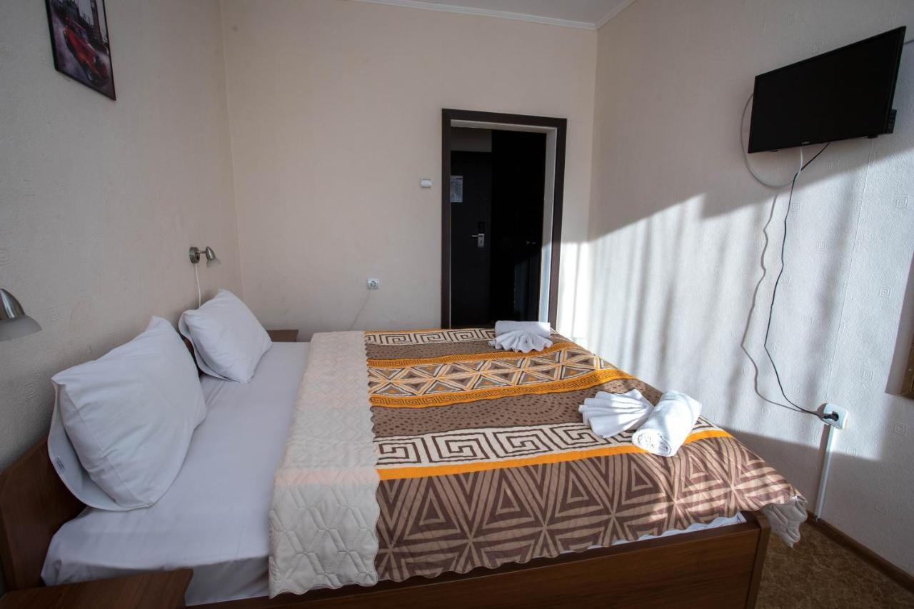 Park Hotel Ivailo Wielkie Tyrnowo Zewnętrze zdjęcie