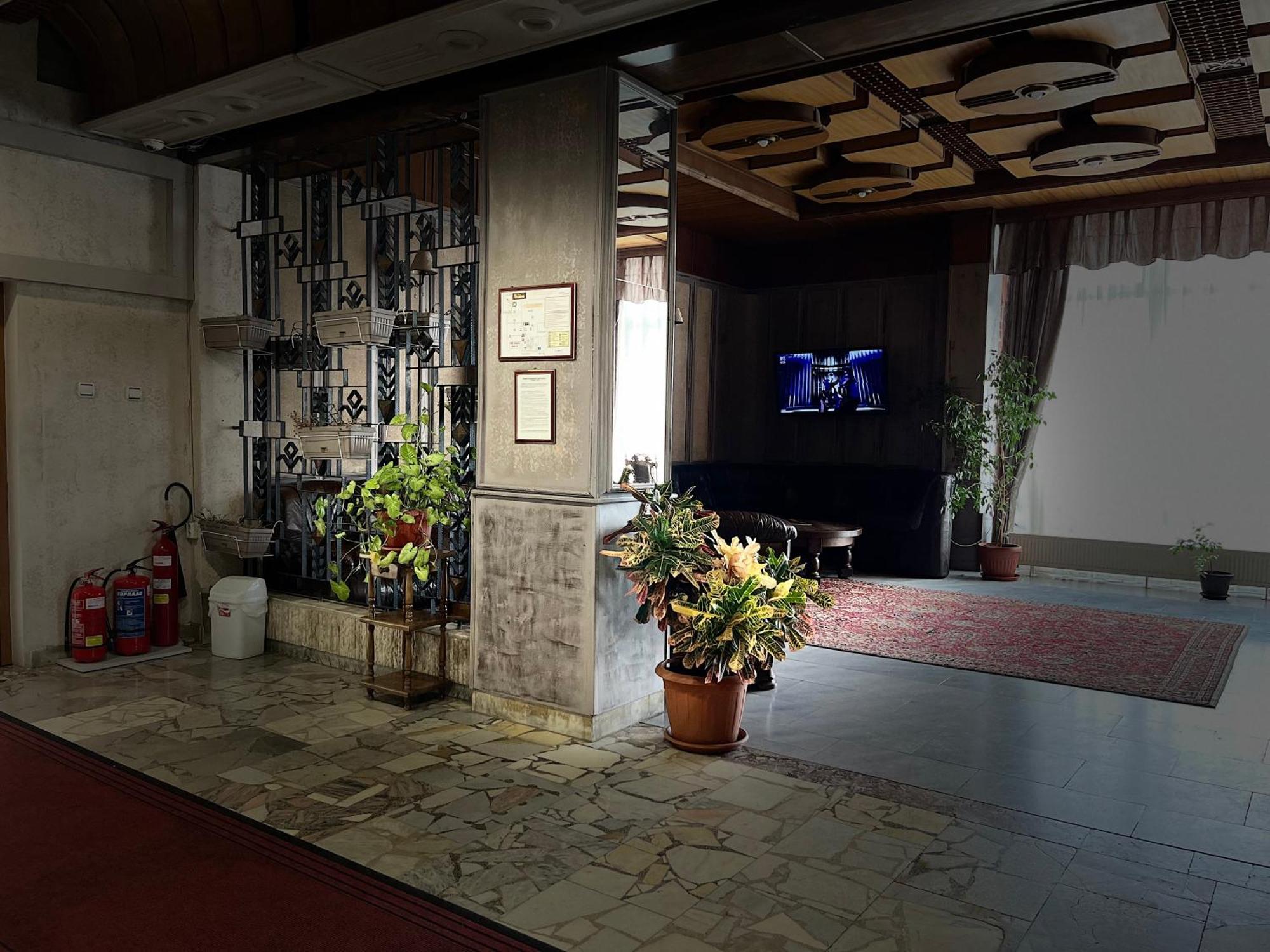 Park Hotel Ivailo Wielkie Tyrnowo Zewnętrze zdjęcie