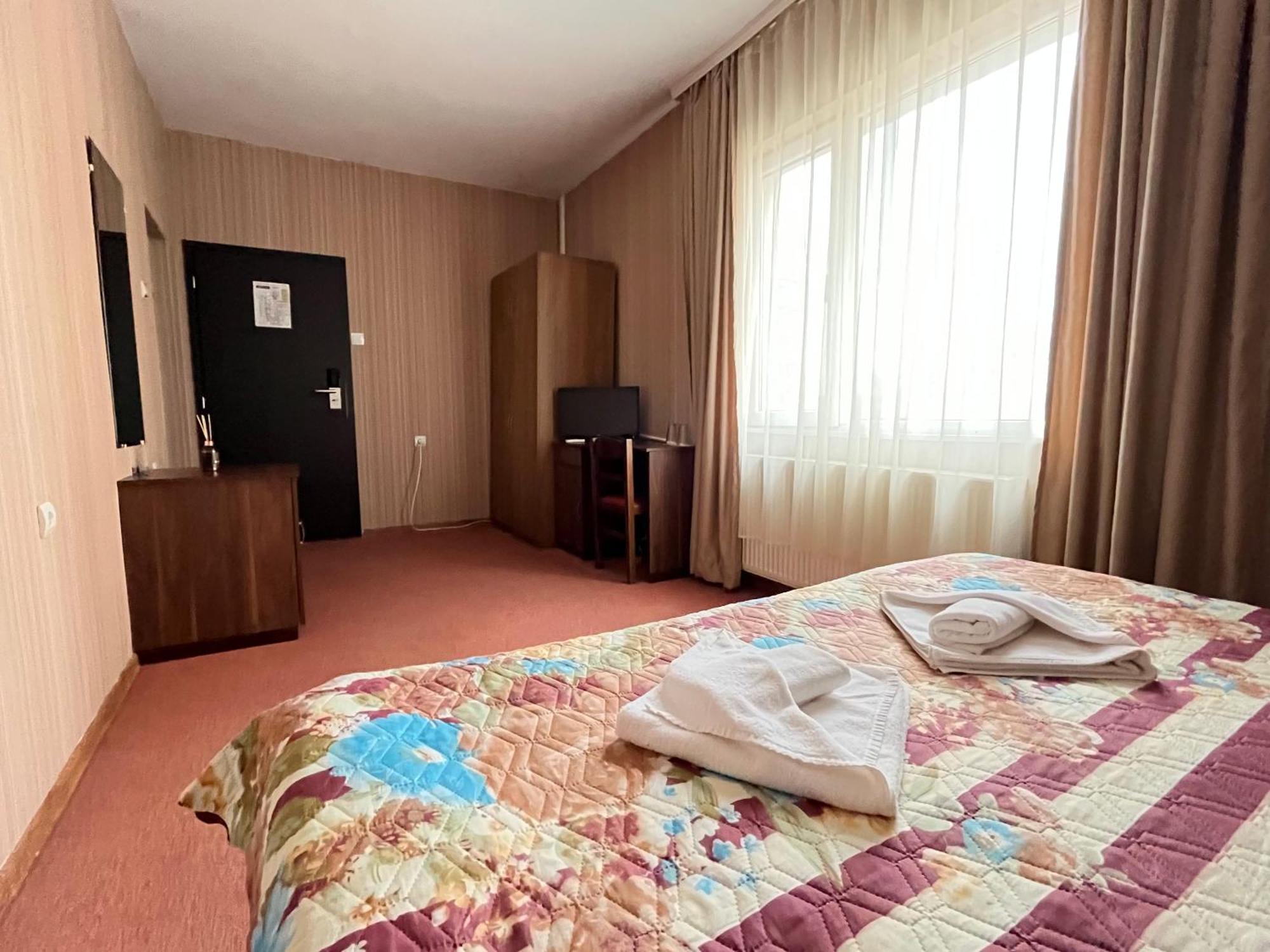 Park Hotel Ivailo Wielkie Tyrnowo Pokój zdjęcie