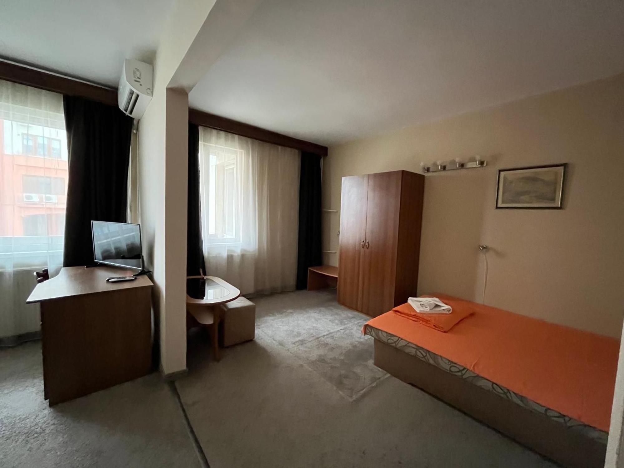 Park Hotel Ivailo Wielkie Tyrnowo Pokój zdjęcie