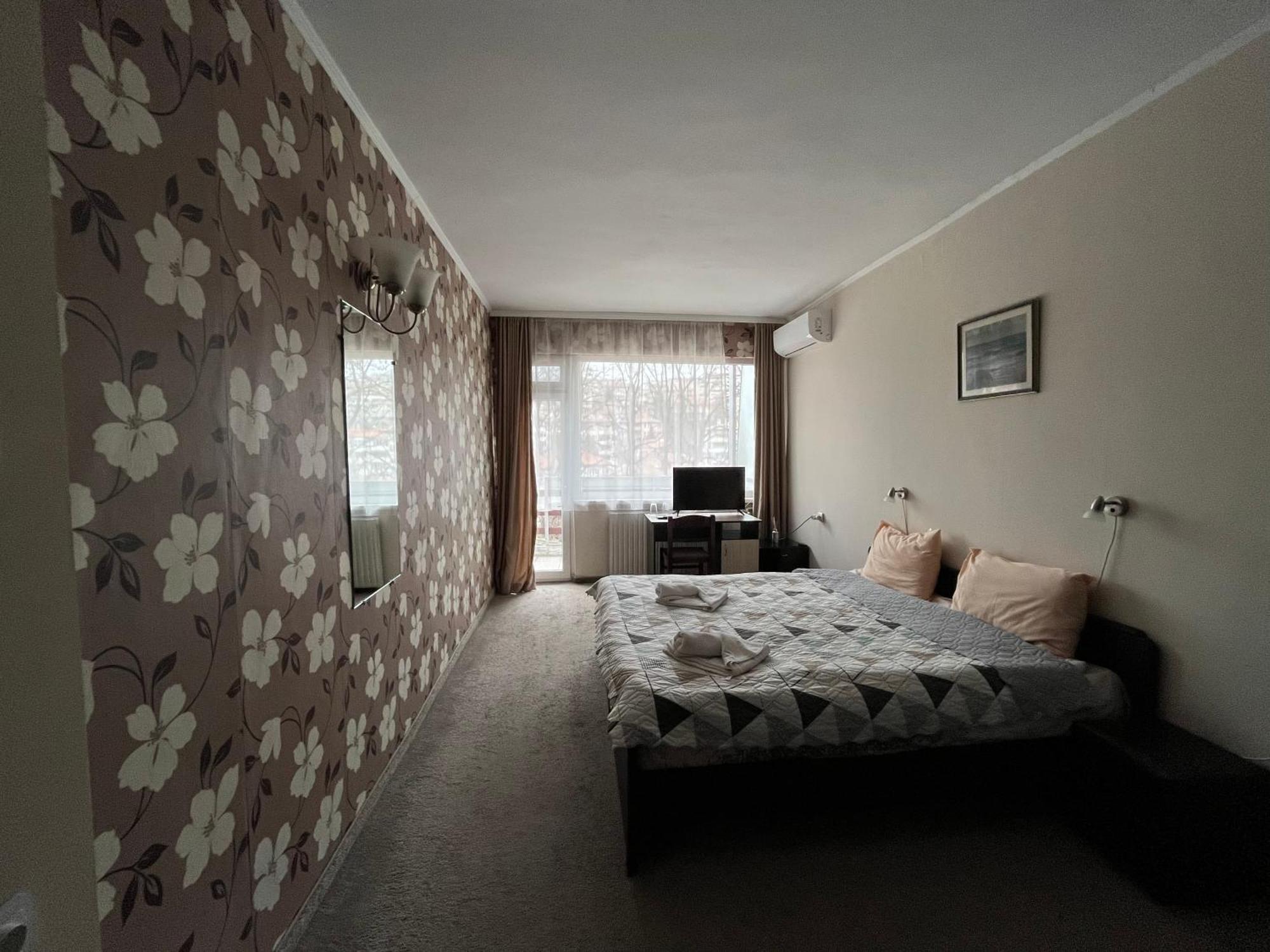 Park Hotel Ivailo Wielkie Tyrnowo Zewnętrze zdjęcie