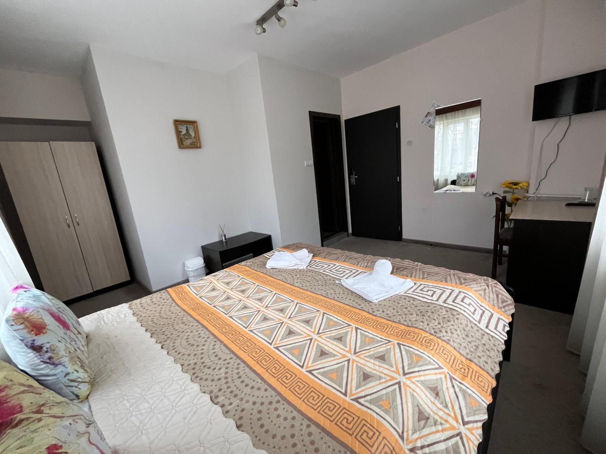 Park Hotel Ivailo Wielkie Tyrnowo Zewnętrze zdjęcie