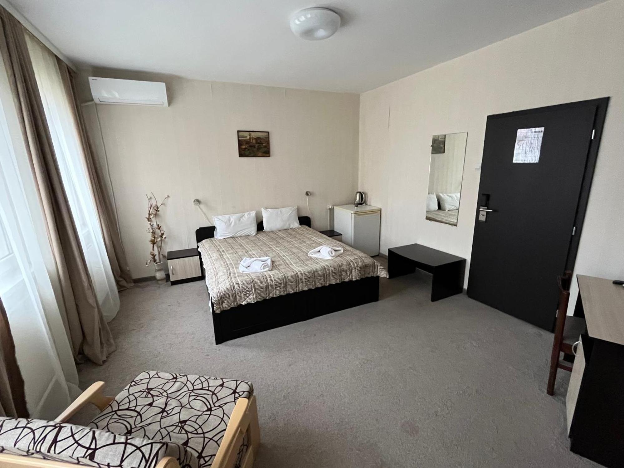 Park Hotel Ivailo Wielkie Tyrnowo Zewnętrze zdjęcie